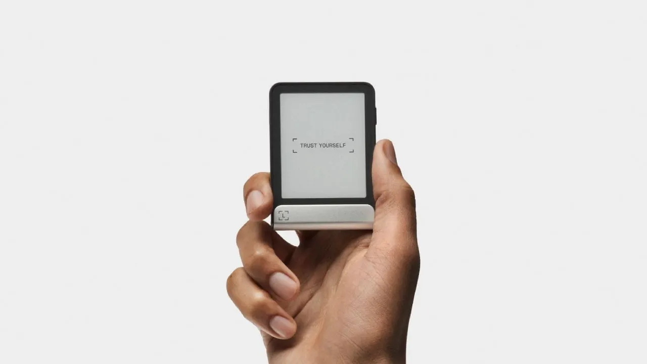 e-ink display